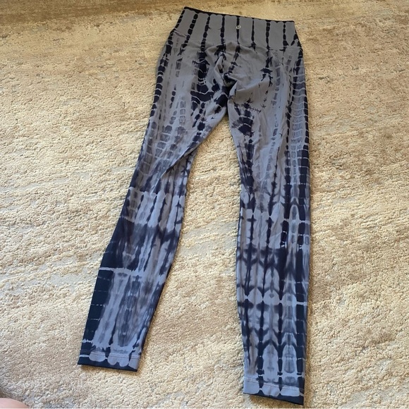 lululemon Wunder Under High rise Vert Shabori Tie Dye Tights Leggings Yoga: 6 - Picture 8 of 10